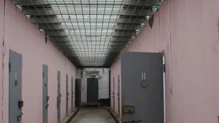 В Калужской области курьер мошенников получил 6 лет колонии и миллионный штраф за обман пенсионерки