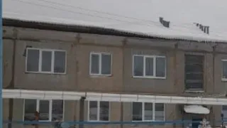 В селе в Калужской области обрушилась кровля многоквартирного дома