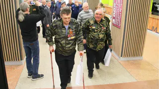 В Калуге прошёл форум к 40-летию аварии на Чернобыльской АЭС: ликвидаторам вручили награды и прочли лекцию для юношества