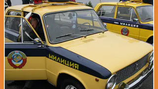 РЕТРОАВТОМОБИЛИ ПОБЫВАЛИ В КАЛУГЕ