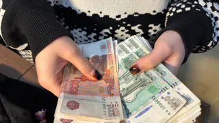 Средняя зарплата в Калужской области превысила 100 тысяч рублей