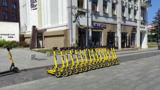 Калужан бесплатно обучат управлению электросамокатами на Яченской набережной