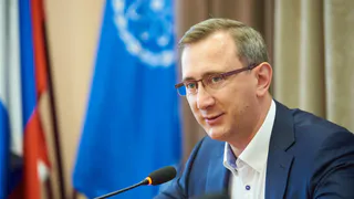 Владислав Шапша поздравил жителей Калужской области с Днем защитника Отечества