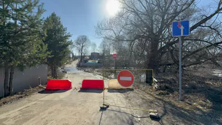 В Калуге спасатели круглосуточно следят за паводковой ситуацией на подтопленных переправах