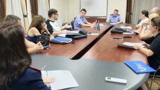 Глава калужского СК встретился с обманутыми дольщиками коттеджного посёлка "Горневская Слобода"