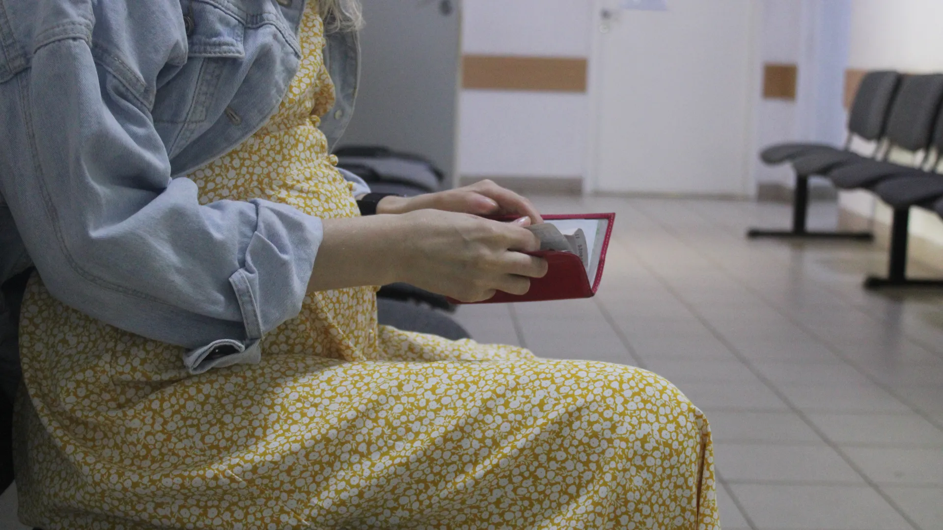 В Калужской области внедряют комплексное сопровождение будущих матерей в женских консультациях