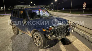 В Калужской области пьяный водитель на "ВАЗ-Нива" наехал на инспектора ДПС