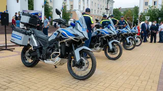 Калужская Госавтоинспекция в день 90-летия получила четыре новых патрульных мотоцикла и обмундирование