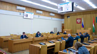В Калужской области по нацпроекту "Семья" открыли ТЮЗ, создали Центр хлудневской игрушки и отремонтировали десятки объектов культуры