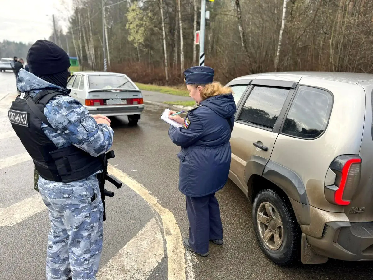 17 машин арестовали за одно утро на въезде в Калугу у микрорайона Анненки