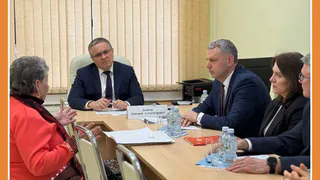 ДМИТРИЙ ДЕНИСОВ РЕШИЛ ПРОБЛЕМЫ КАЛУЖАН