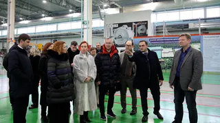Калужская делегация во главе с губернатором изучила опыт калининградского автопроизводства "Автотор"