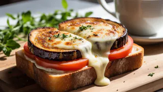 Тост с баклажаном — мой новый утренний ритуал: просто, полезно и так вкусно, что этот завтрак стал любимым