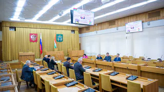 Бюджет Калужской области за квартал исполнен с дефицитом в 1,2 млрд рублей: каждый шестой житель получил льготы по ЖКУ