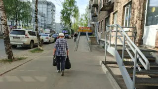 С кем на самом деле должны жить пожилые люди после 70 лет