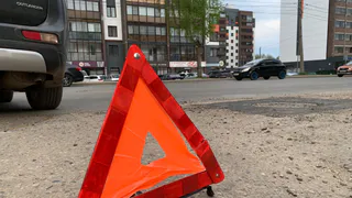 В Калужской области 19-летняя девушка на питбайке погибла, врезавшись в опору ЛЭП